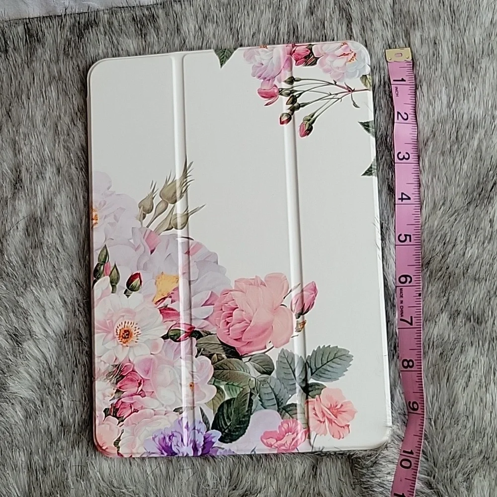 Cottage Chic Core Tablet Cover Floral Roses 10x7 - Picture 1 of 7